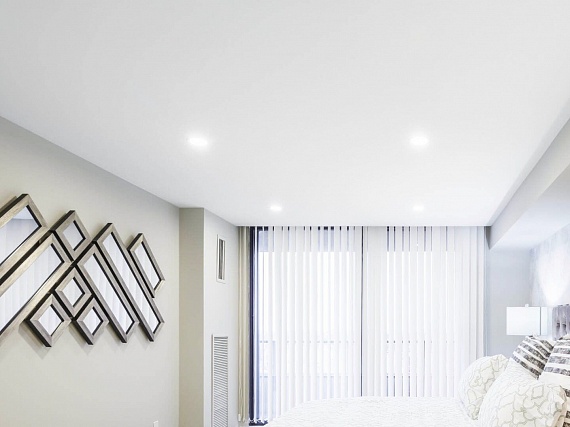 Натяжные потоки с подсветкой