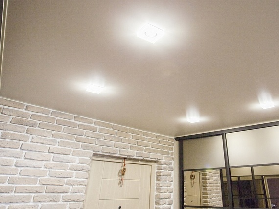 Сатиновый натяжной потолок